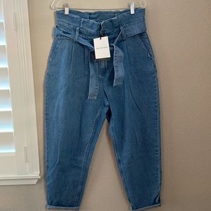 Who What Wear Paper Bag Tie Waist Cropped Light Wash Jeans Size 10